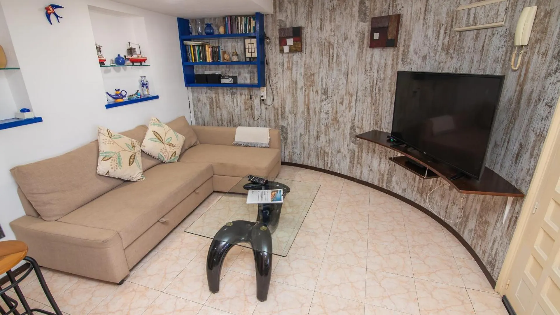 Sea Front Carvajal Apartment Fuengirola 0*,