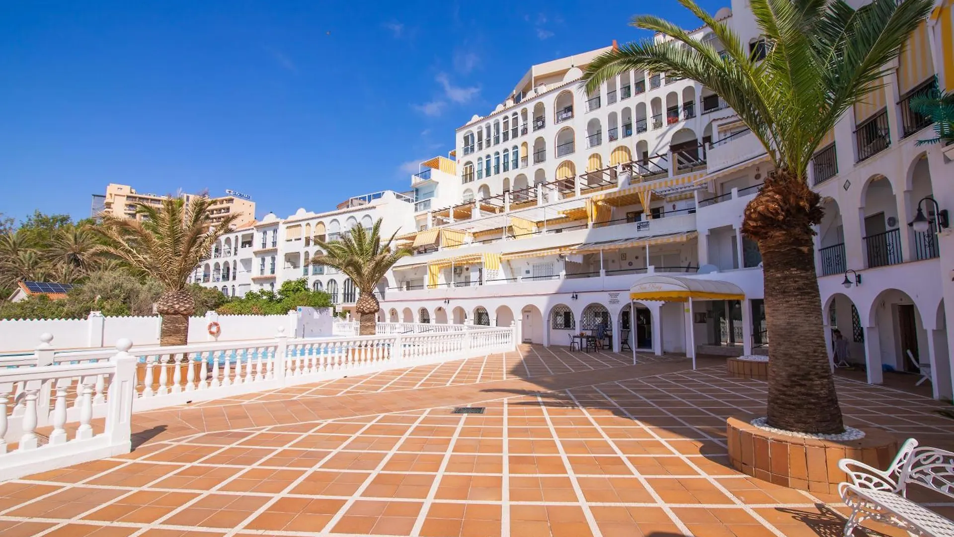 Sea Front Carvajal Apartment Fuengirola Spain